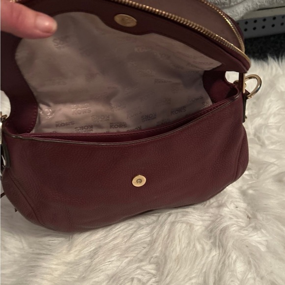 Michael Kors Bedford Crossbody Purse - Picture 6 of 16